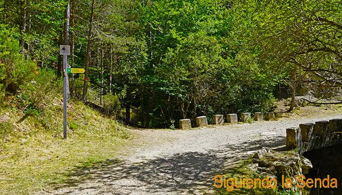 sendero de las cascadas de Puente Ra