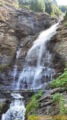 Ruta de las tres cascadas en Cerler