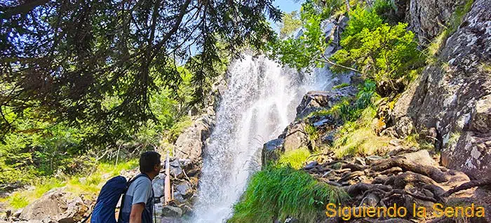 Ruta lagos de San Mauricio. Cascada de la Ratera.