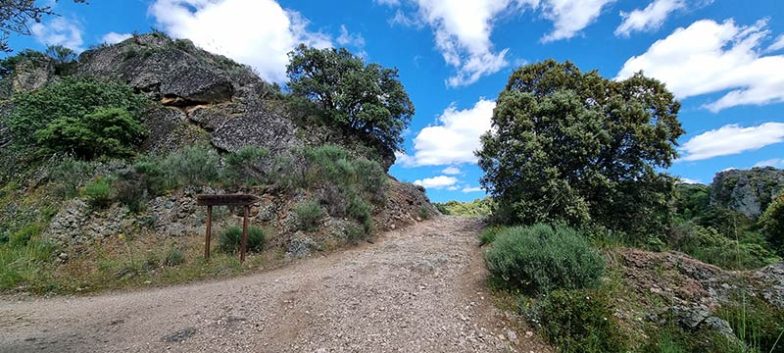 Hacia los miradores en la ruta de los Humos