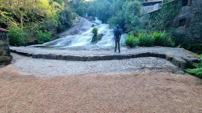 Ruta de la Fervenza do Río Barosa: Un Paseo Mágico por las Cascadas 30 Cascada del río Barosa