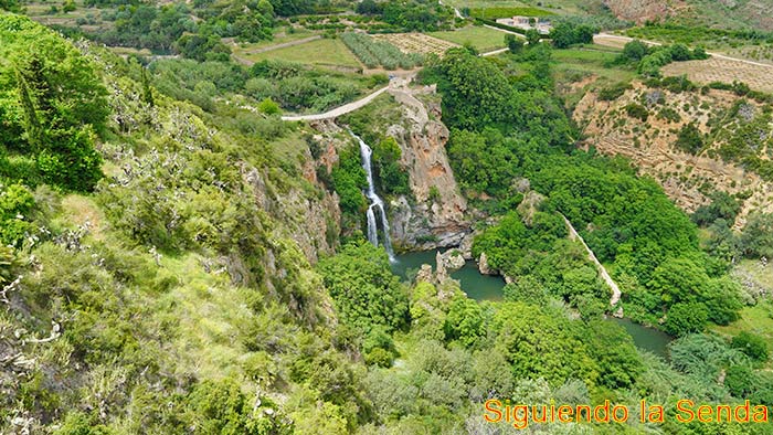Mirador del Salto de Chella Vista panorámica desde el Mirador del Salto de Chella, final de la Ruta del Agua.
