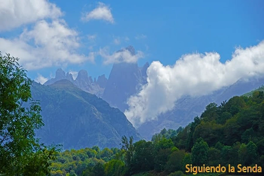 El Bautizo de las Cimas: ¿Cómo se Elige el Nombre de las Montañas? 3 Los nombres de las montañas como el Naranjo de Bulnes