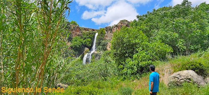 Ruta del Agua de Bolbaite y Chella 3 Impresionante cascada del Salto de Chella, el punto culminante de la ruta.