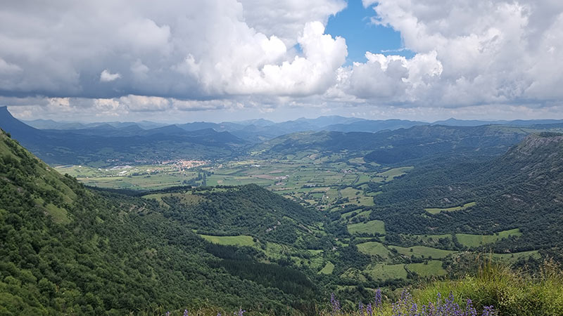 Mirador en la ruta del Salto del Nervión